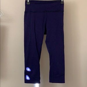 Lululemon yoga pants, Purple, size 6